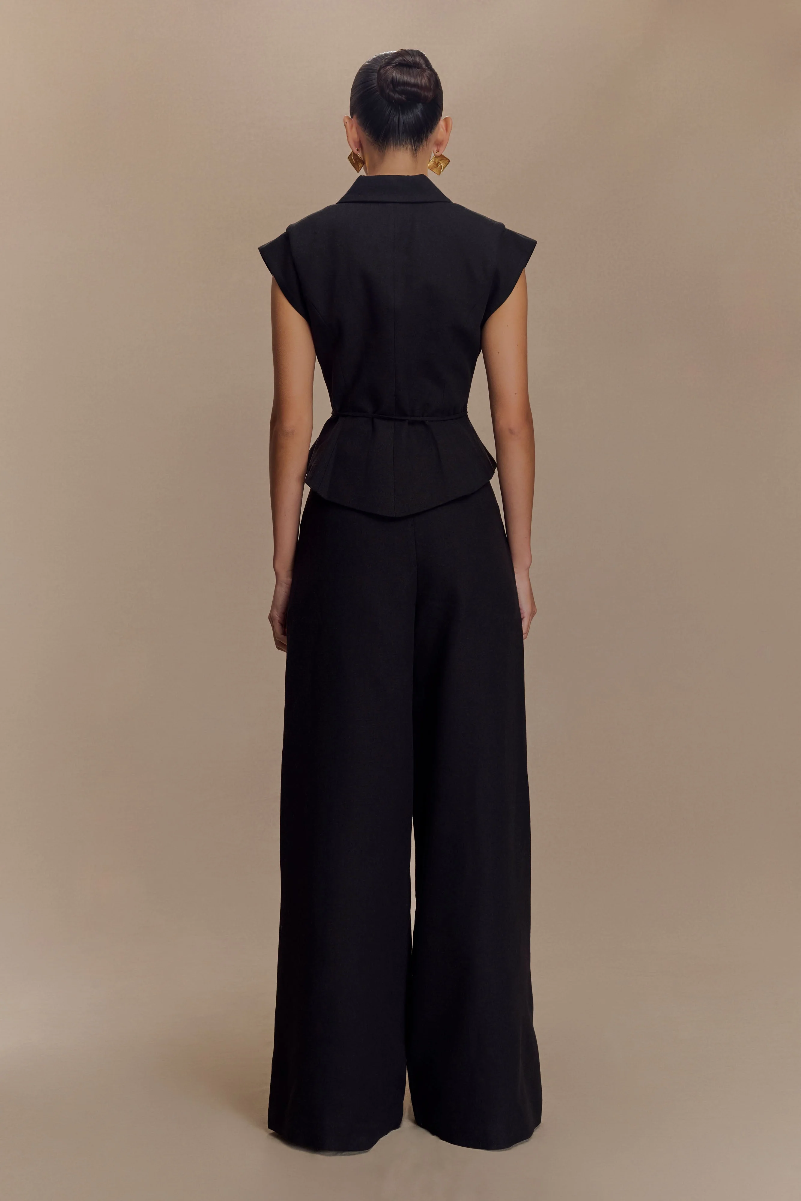 Andina Shortsleeve Linen Top - Black - Image 8