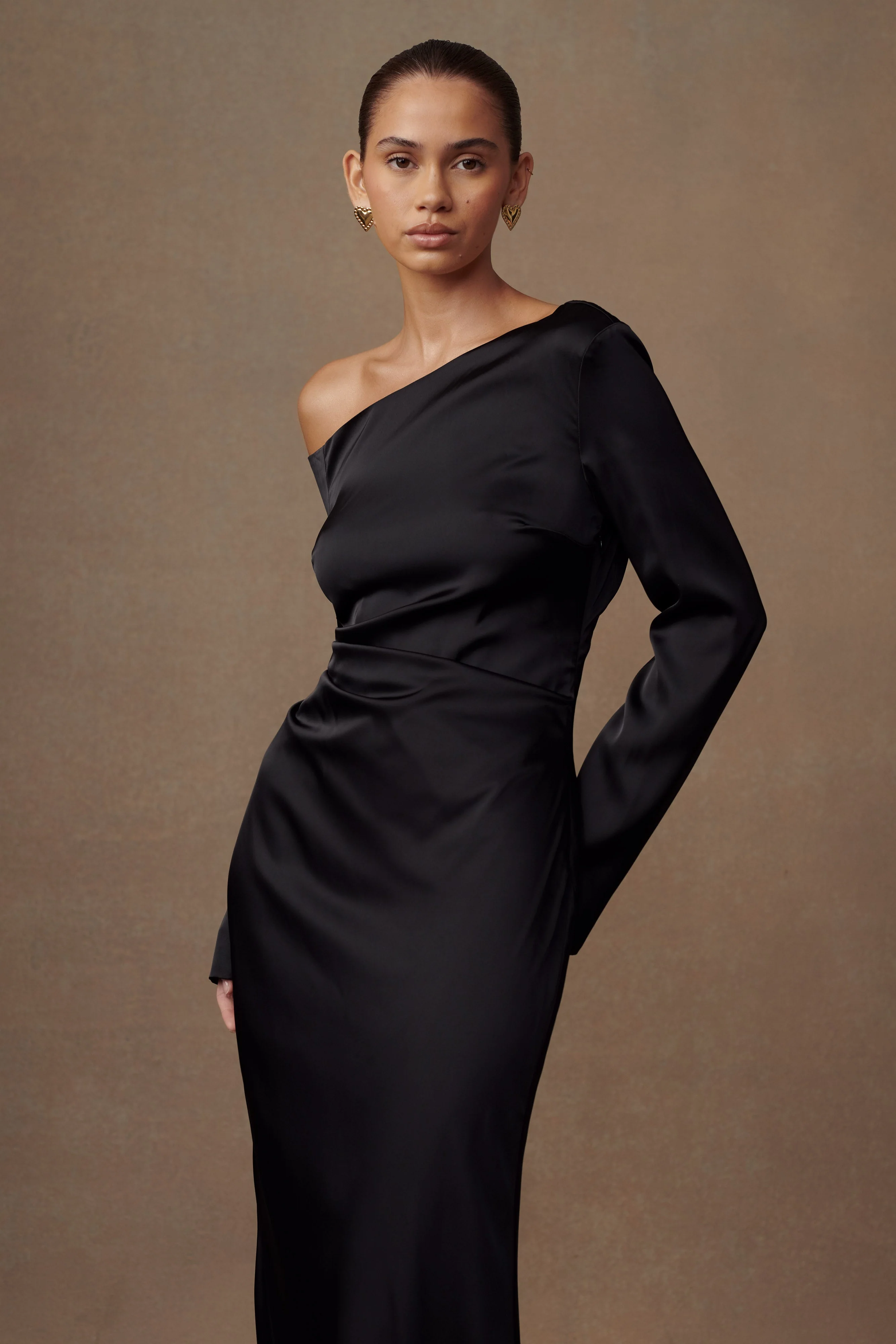 Avery Long Sleeve Maxi Dress - Black - Image 5