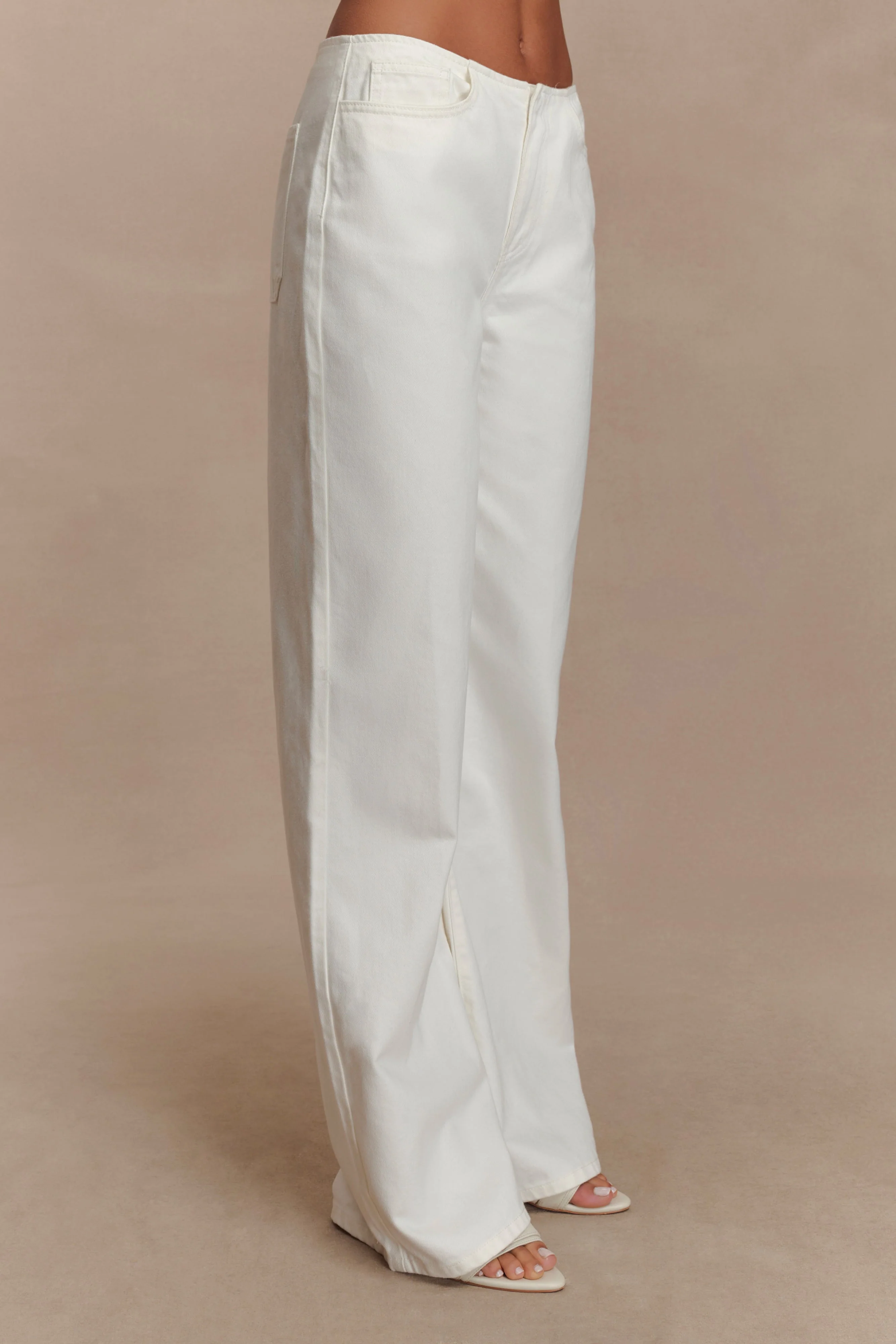 Caitlin Mid Rise Denim Jeans - White - Image 10