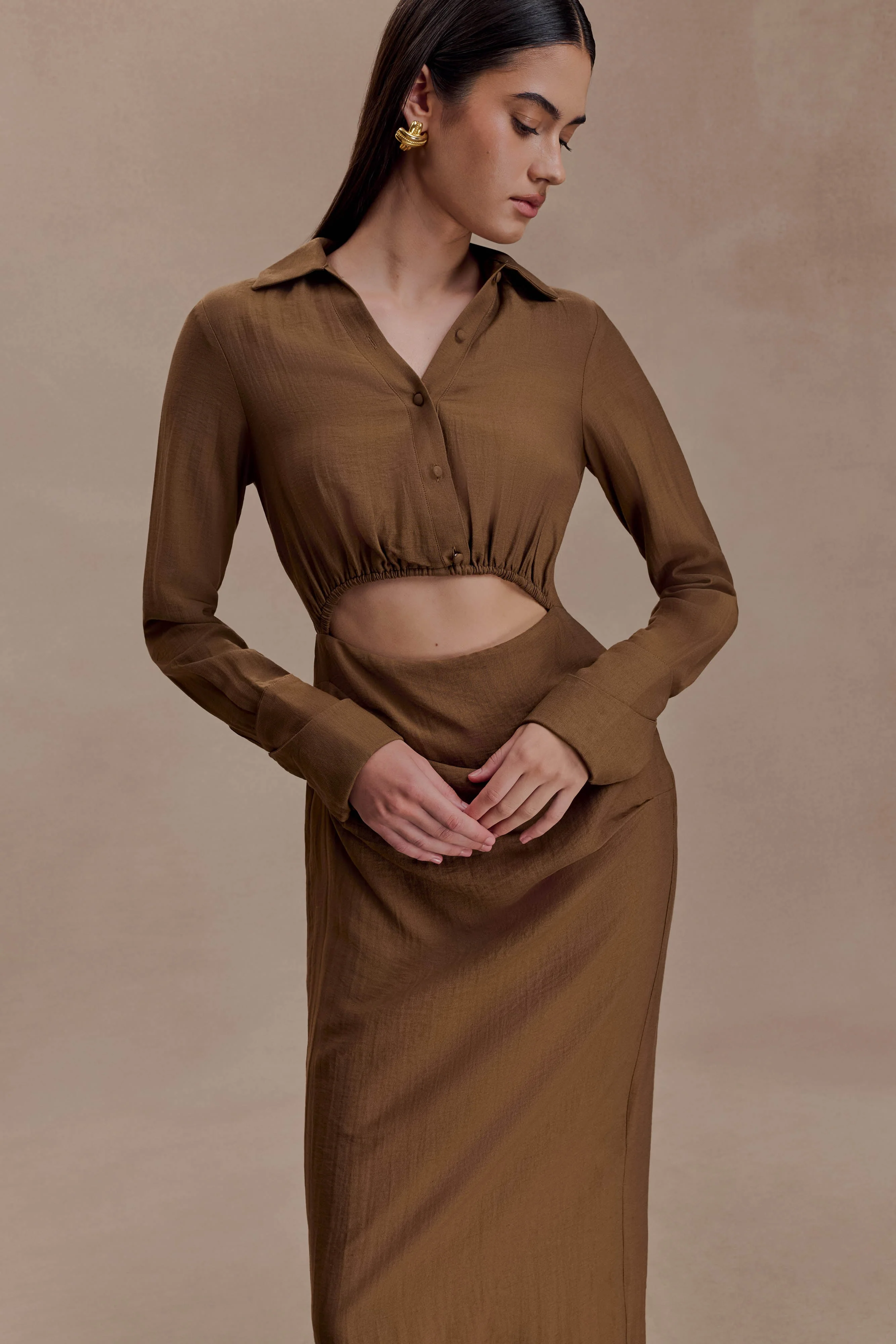 Cecilie Cut Out Shirt Midi Dress - Dark Chocolate - Image 3