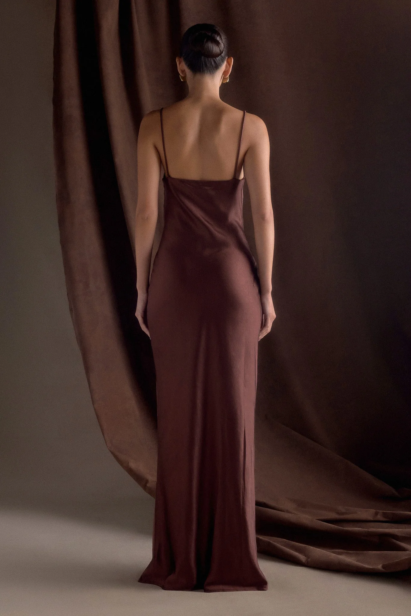 Lilly Sweetheart Satin Maxi Dress - Dark Chocolate - Image 2